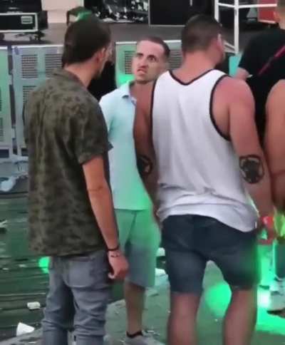 he vibin' tho