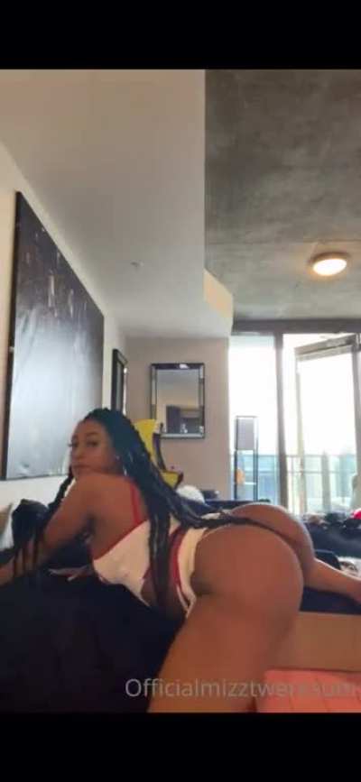 Sexy bitch