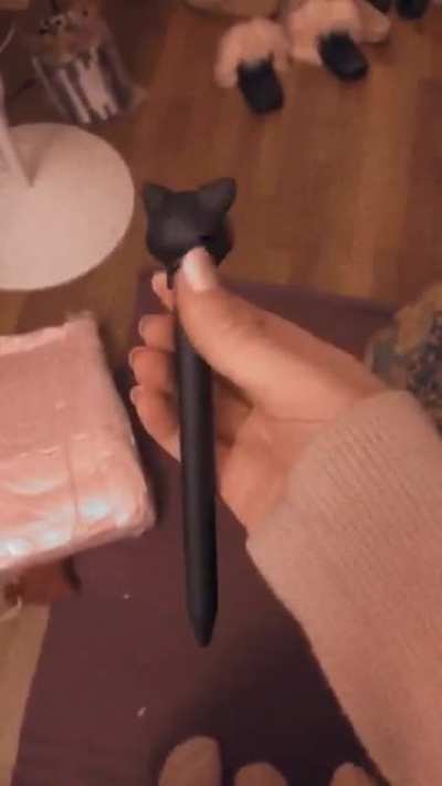 *meow*