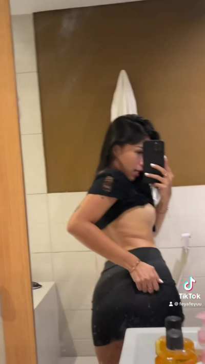 If my tongue missed your load, my ass would catch them :P