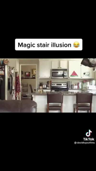 Magic stairs illusion