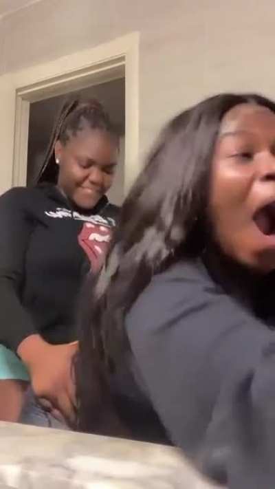 😩she fucked me good who wana see the real version