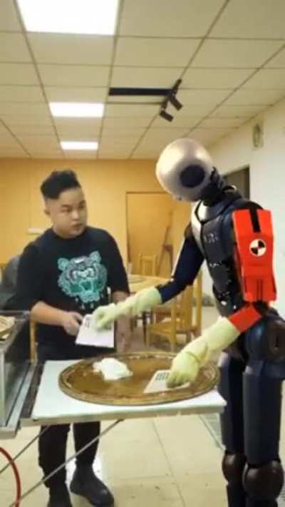 Robot