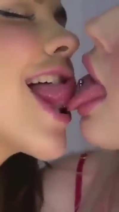 Close cam girls 