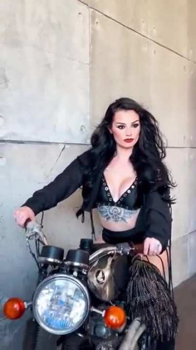Saraya aka Paige 