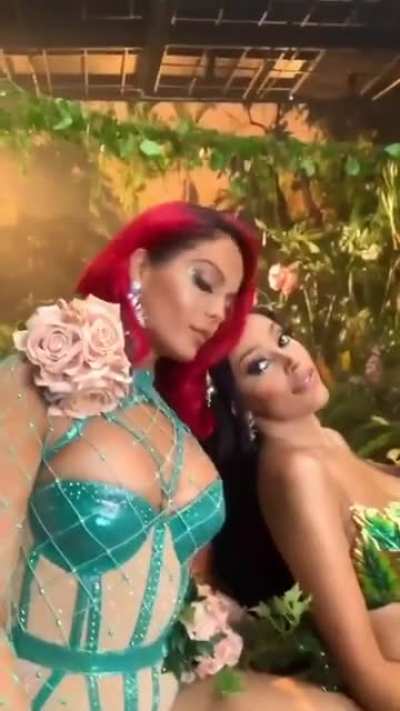 Poison Ivy Vibes