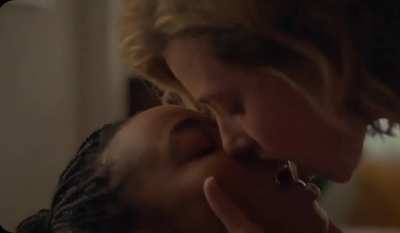 Lili Reinhart in the series Hal & Harper | season 1 episode 5