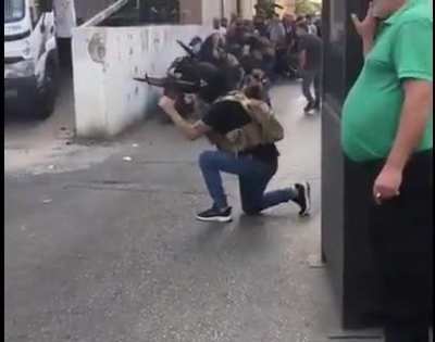 Civil war In Lebanon !