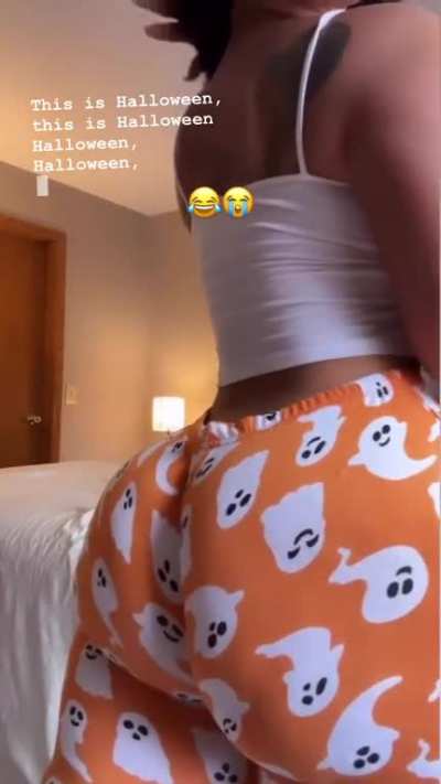 Darla<wbr>dimpl<wbr>es.🍑🧡<wbr>🤍😈🍆💦👅<wbr>🖖🏻