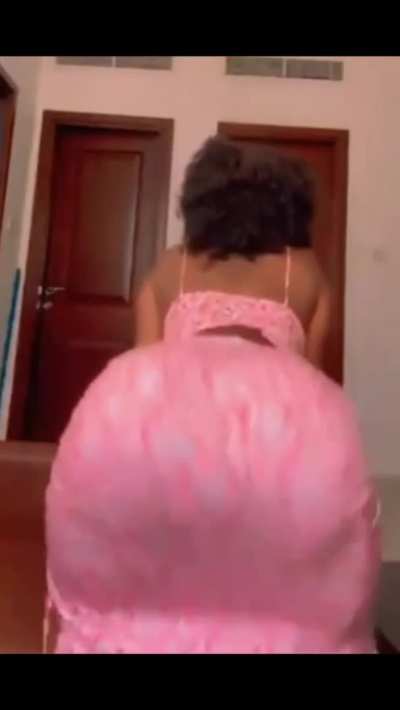 DamN 🍑👀
