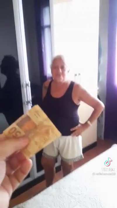 Esse final smskskmsmslslslslsls os tikoteko tão dominando o Reddit, scrr