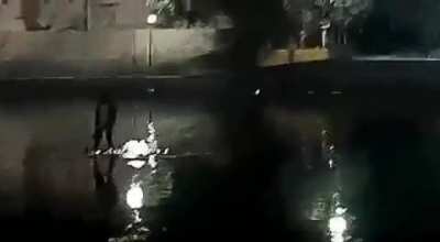 man walking on water in india 😳😳govt hiding this video from us i am seceretly uploding here