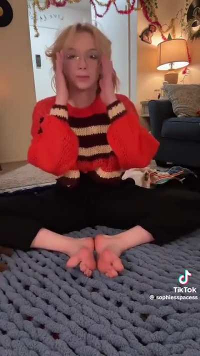Cute soles and toes