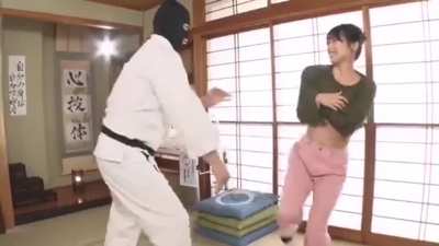 乙アリス、<wbr>美園和花、<wbr>花柳杏奈の<wbr>護身術とマ<wbr>ン汁💦