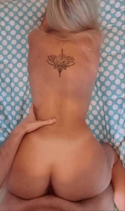 peachy