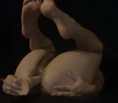 lick my feet 