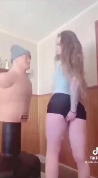 Poor mannequin 😂