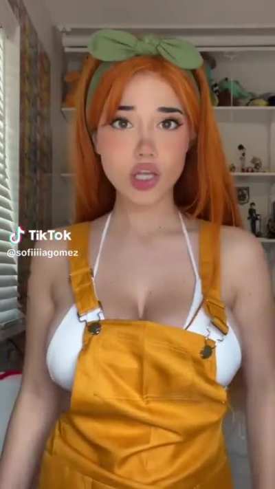 Another Nami by Sofia Gomez