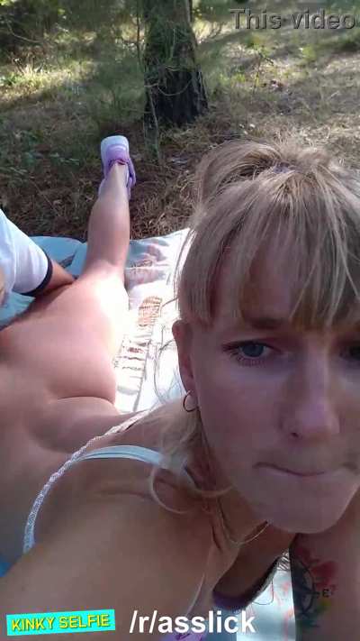 [M>F] Kinky Selfie - Outdoor Ass Licking