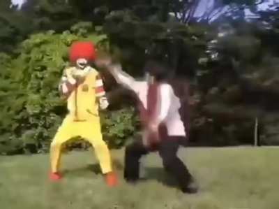 Clowns be like: (also shamelessly stolen from a discord I was in)