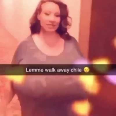 Sonass returning to base after stealing her adc's kill