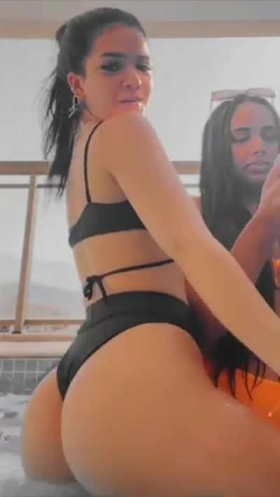 Mel Maia