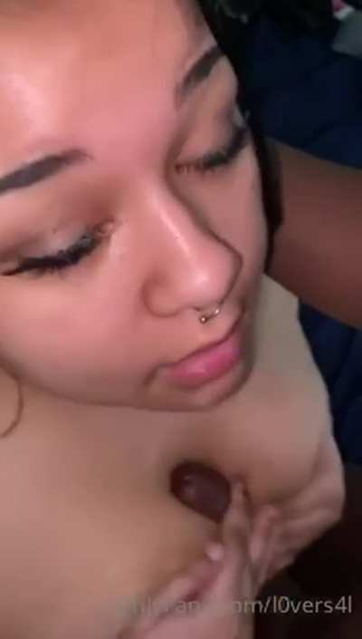 Titty queen