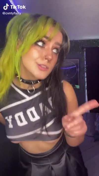 Name more women with green and black hair
