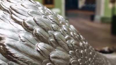 The Silver Swan Automaton (1773). No motors, no electricity, just pure clockwork genius. Built over 250 years ago and it still works flawlessly.