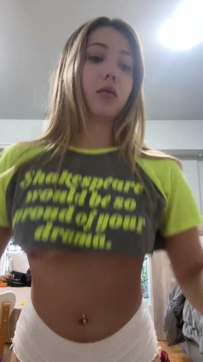 Lovin this crop top