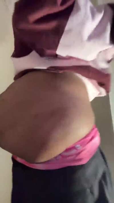 Hood thot clappin