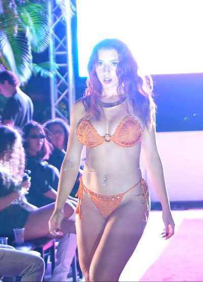Viviana Corbisiero - Daer Nightclub Fashion show 2025 (part 2)