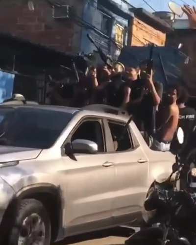 A Favela venceu!
