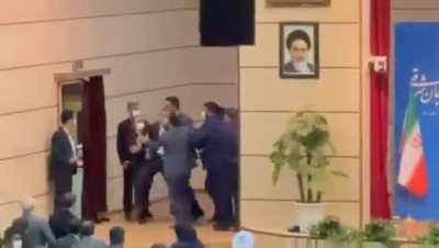 Iranian governor slapped during inauguration ceremony