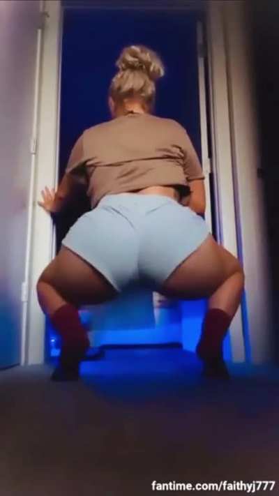 Nikkita Lyons