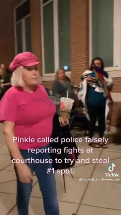 karen calls the cops on johnny depp fans so she can cut in line
