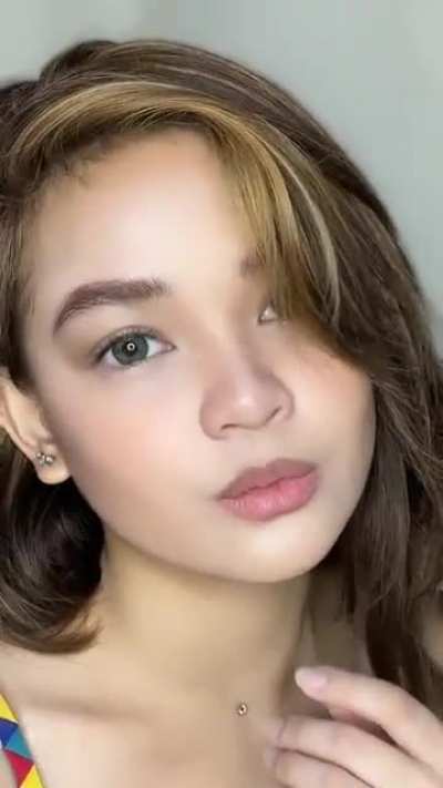 Xyriel Manabat