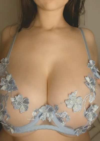 Would you let me bounce my boobs in your face?