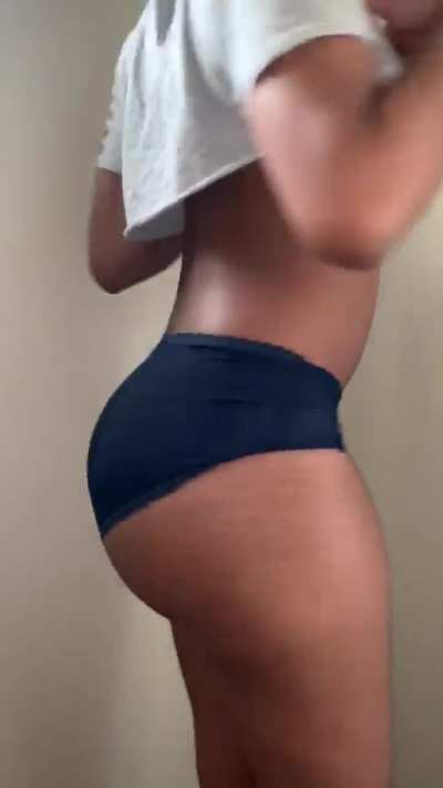 Ass or Titties?