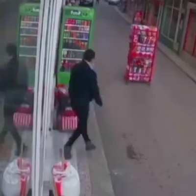 WCGW on windy day