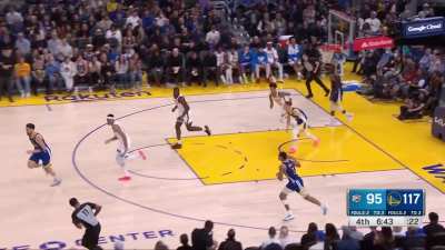 [Highlight] A Speeding Jordan Poole Finds an Open Klay Thompson for His 11th 3 of the Night to Give Poole a Career High in Assists