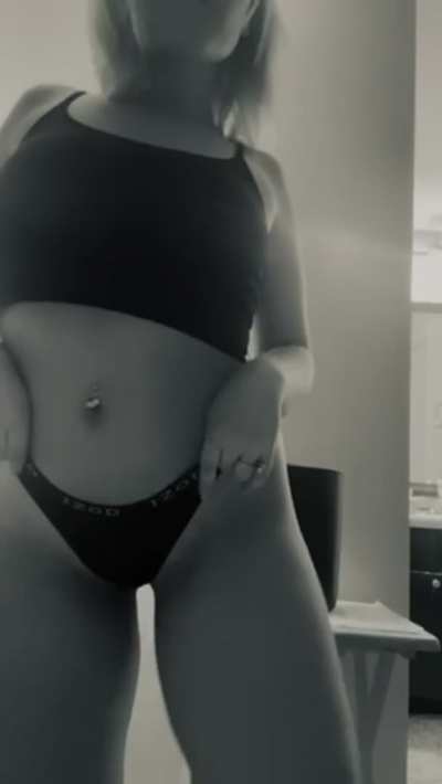 🔥HOT NEW VIP PAGE🔥 ✅NO PPV ✅FETISH FRIENDLY ✅FEET CONTENT ✅CUSTOM CONTENT ✅AVAILABLE TO TALK 24/7 ⚠️CAU<wbr>TION⚠<wbr>️ SUBSCRIBE AT YOUR OWN RISK☣<wbr>️HERT<wbr>HIGHN<wbr>ESS HAS A HISTORY OF MAKING COCKS EXPLODE 🧨 LINK IN THE COMME<wbr>NTS⬇️<wbr>⬇️⬇️