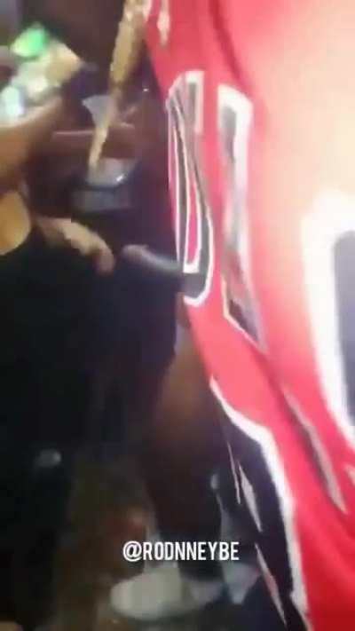 deepthroat a stripper in public