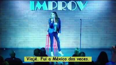 Stand-up & comedian Heather McDonald “brags” that she has received three = experimental @ Covid. vaxx’s and that they didn’t hurt her, and * collapses on « stage, breaking her © skull when she falls to the floor. …the audience is still laughing.