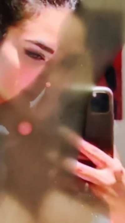Esha gupta hot cum tribute 🥵💦💦