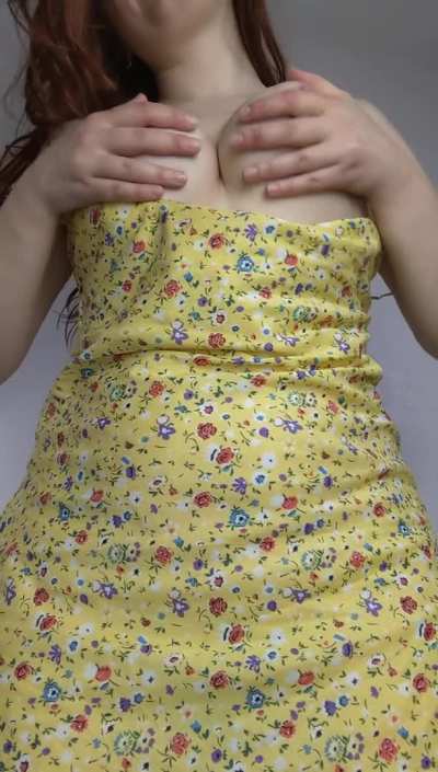 I live in summer dresses as soon as the weather gets warm [reveal]