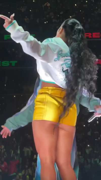 Shenseea 🙂