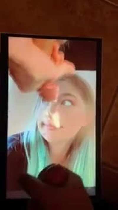 A face made for multiple facials😈