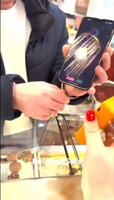 German bakery accepting Bitcoin over the Lightning network. Zero fees for processing the transaction. No dirty fiat money. Paying with the speed of light. Adoption is coming! Stack sats.