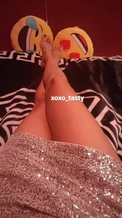 Hi there connoisseurs, Zoey here, 31 F italian baddie Xx Zoey